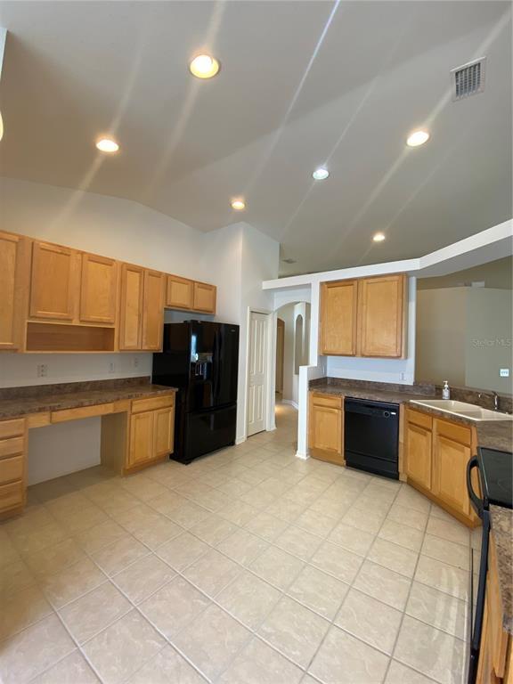 Foto del edificio - 6823 Runner Oak Dr