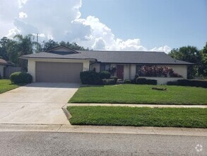 Building Photo - 7910 Glen Abbey Cir