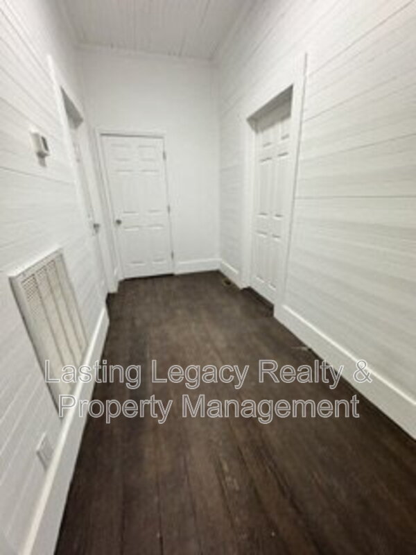Foto del edificio - 204 Spring St