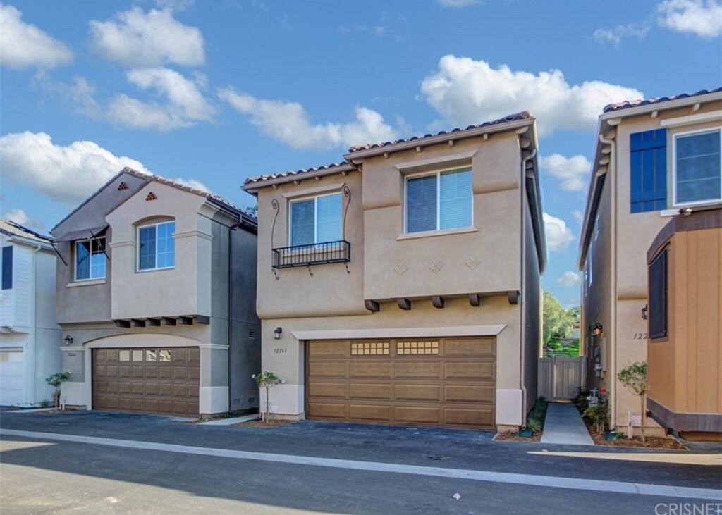 Primary Photo - 14921 W Navarre Way
