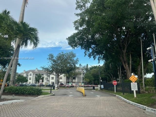 Foto del edificio - 11295 W Atlantic Blvd