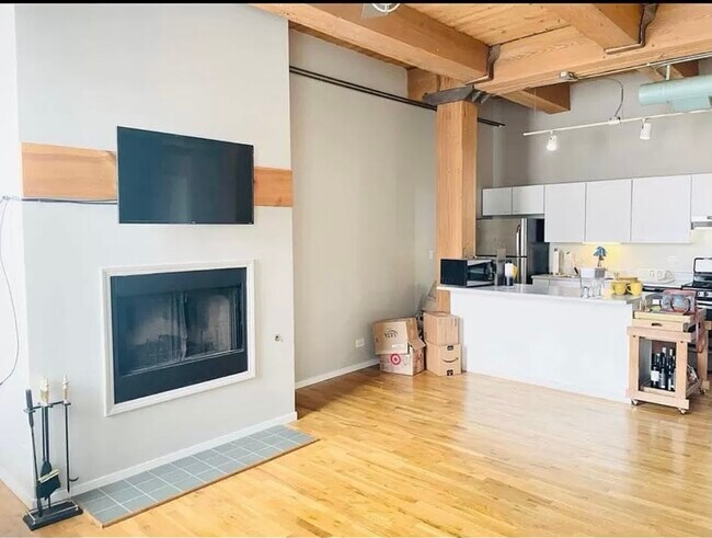 Foto del edificio - 4745 N Ravenswood Ave