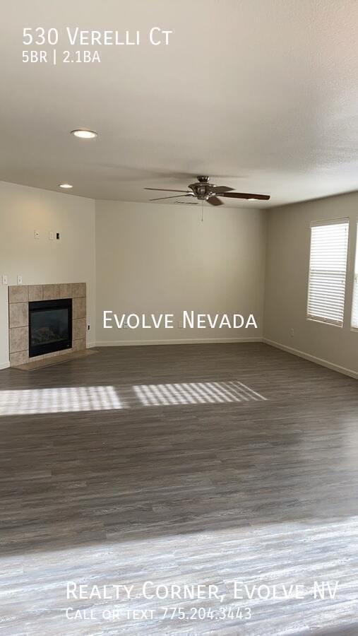 Foto del edificio - Spacious 5 Bed, 2.5 Bath in South Reno