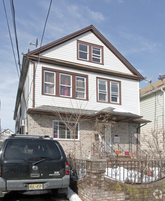 632 Adams Ave, Elizabeth, NJ 07201 Apartments in Elizabeth, NJ