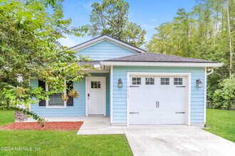 Building Photo - 10413 Dobell Rd
