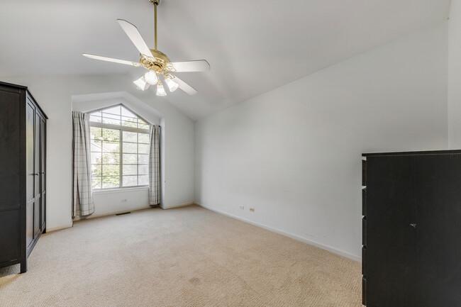Building Photo - 1574 N St Marks Pl