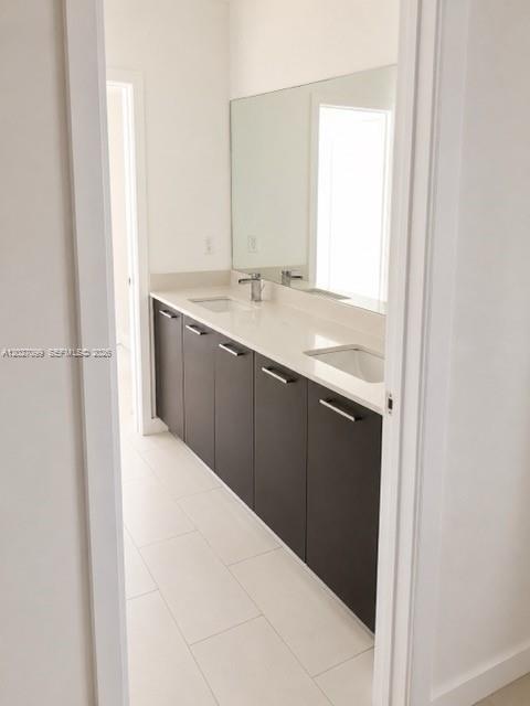 Foto del edificio - 1370 NW 34th Way