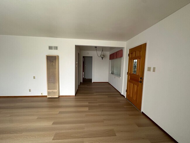 Building Photo - 2 bedroom Home in Santa Clara