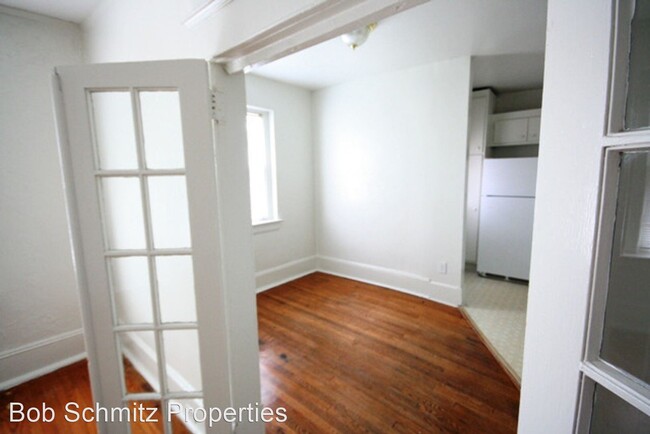 Foto del edificio - 906 W Trinity Ave