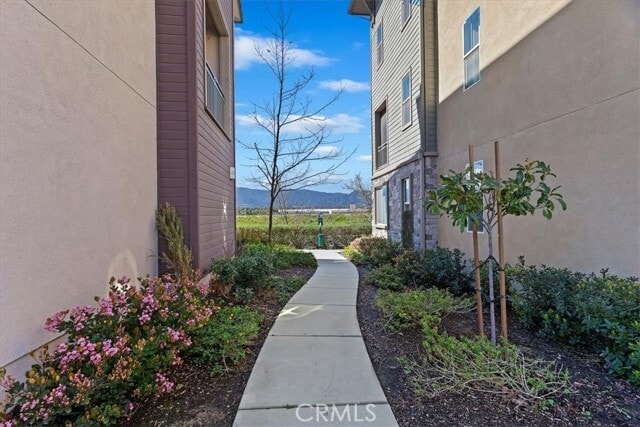 Building Photo - 740 Savi Dr