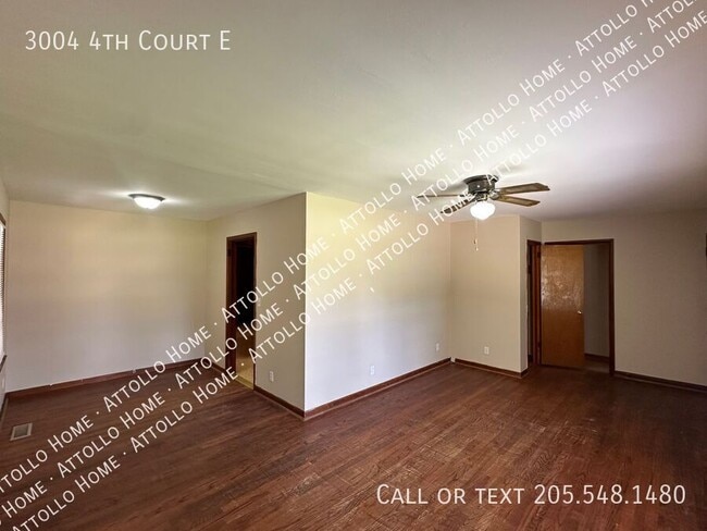 Building Photo - 3004 4th Ct E