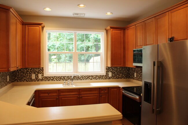 Building Photo - 749 Swan Neck Ln