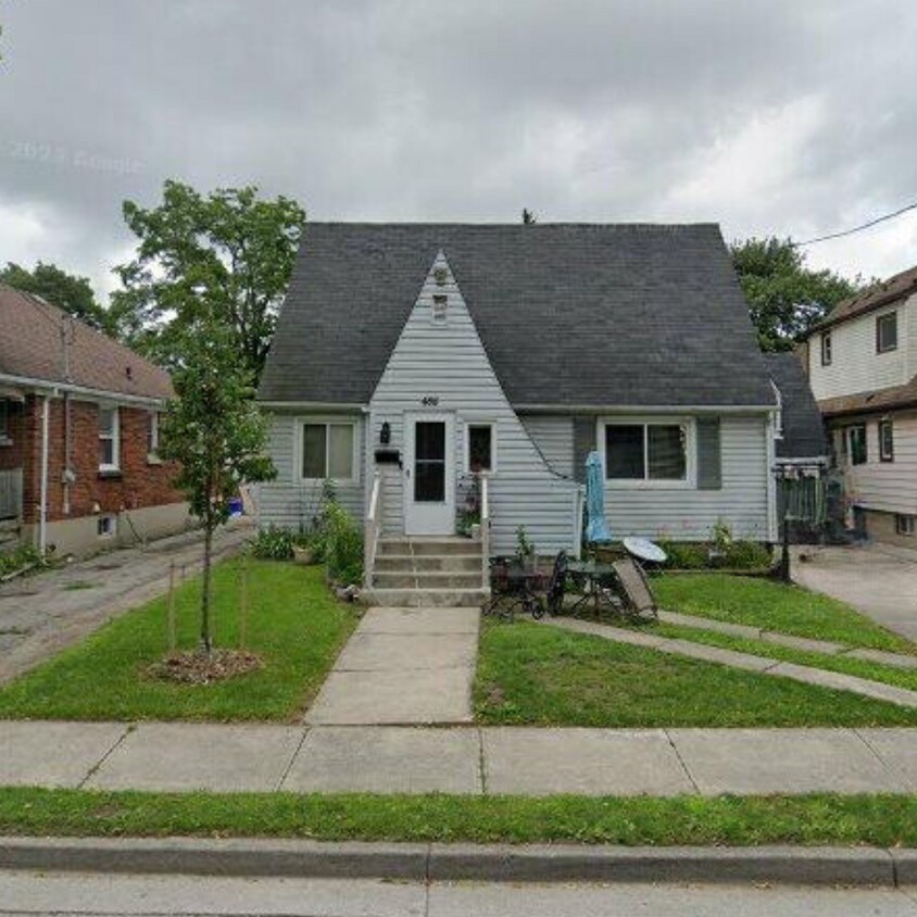 Primary Photo - 488 Dorinda St