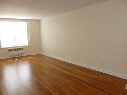 Foto principal - 102-50 62nd Rd