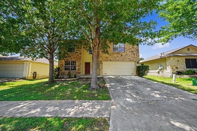 Foto del edificio - Spacious Cibolo Home Near Steele High School - Realtor Commission: $500