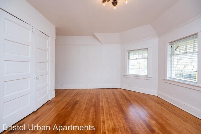 Foto del edificio - 2129 SE 10th Ave