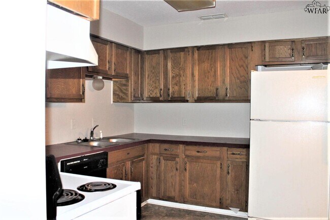 Building Photo - 4803 Spiser Ln