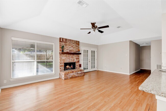 Foto del edificio - 7214 Dogwood Trail Dr