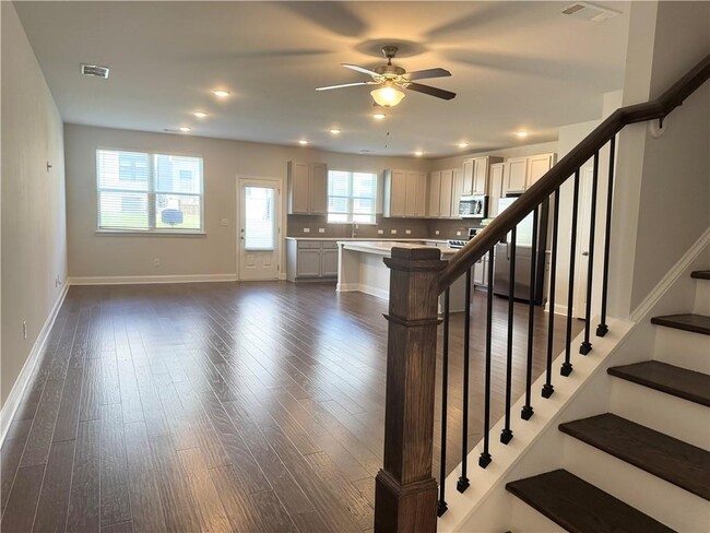 Building Photo - 3506 Sorrel Ln