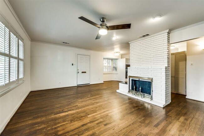 Building Photo - 6540 Del Norte Ln