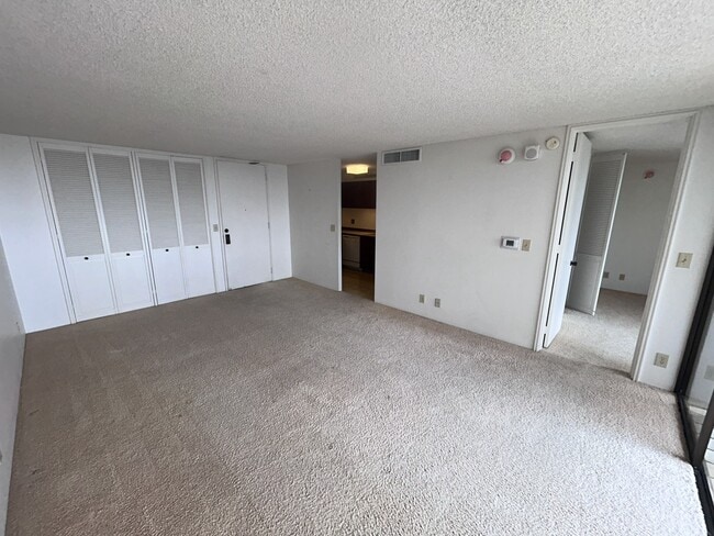 Building Photo - 1650 Ala Moana Blvd