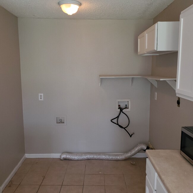 Foto del edificio - 1046 Lemon Tree St