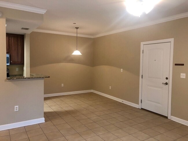 Building Photo - Cypress Preserve beautiful1B/1B Apartment ...