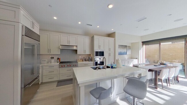 Foto del edificio - 190 Plum Lily