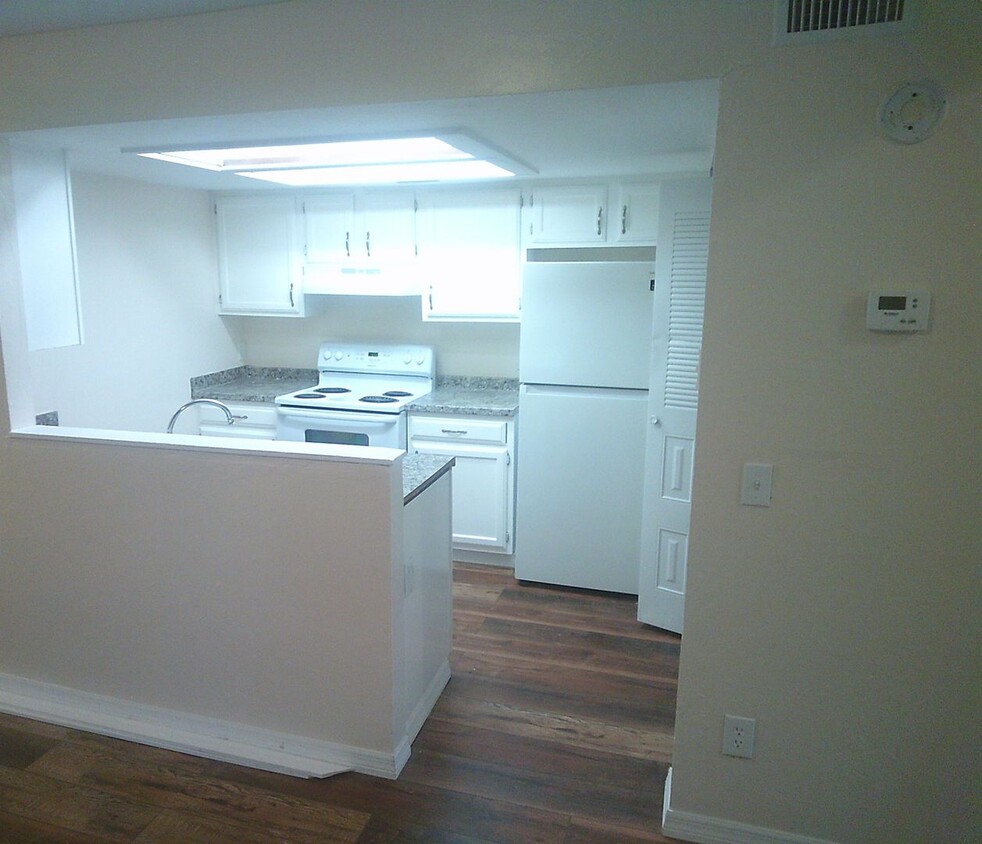 Primary Photo - spacious two-bedroom, 2-bath TOWNHOUSE