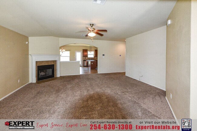 Foto del edificio - Enchanting 4-bedroom, 2-bathroom home nest...