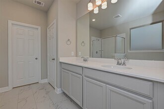 Building Photo - 3433 Acacia Grv Ln