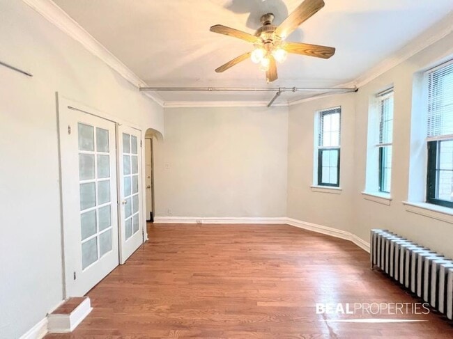 Building Photo - 0 bedroom in CHICAGO IL 60640