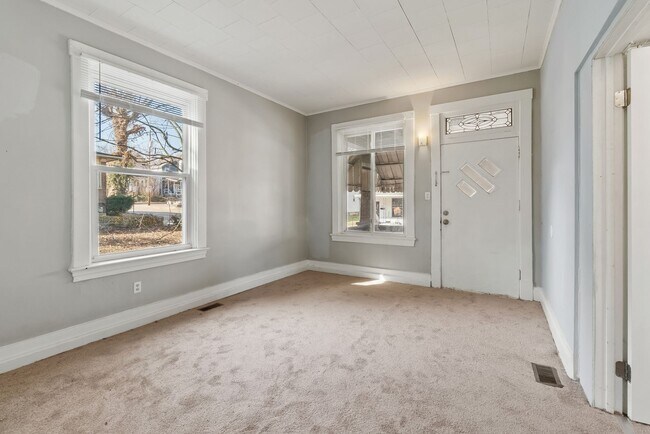 Building Photo - 416 First St_BT