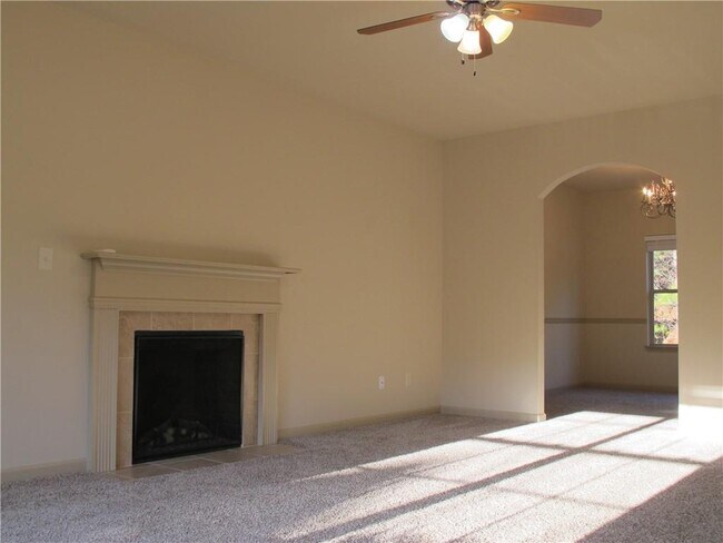 Building Photo - 4139 Brynhill Ln