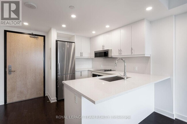 Photo du bâtiment - 340 Queen St