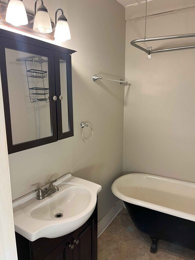 Foto del edificio - 118 E 15th St