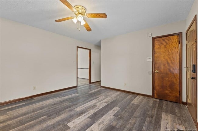 Building Photo - 6673 Vaughn Rd