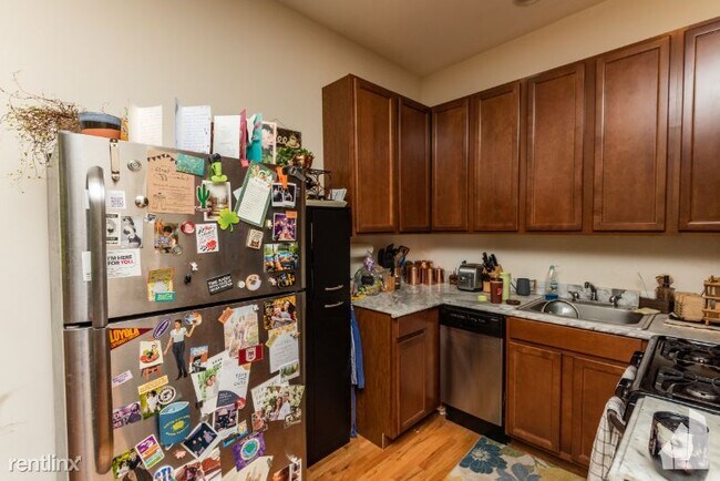 Foto del edificio - 2 br, 1 bath Townhome - 2109 W Warner Ave