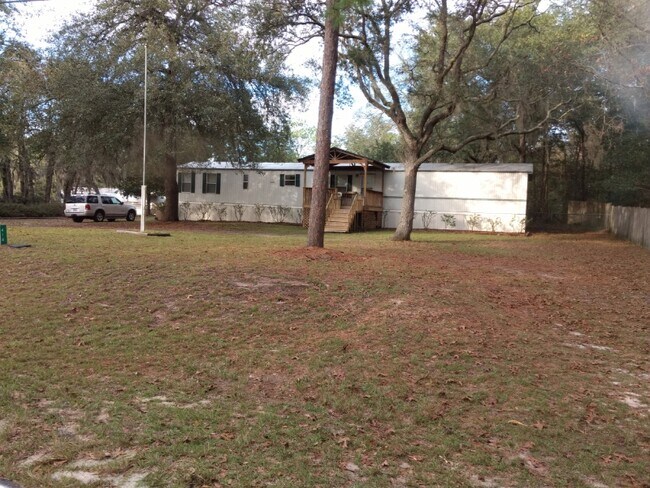 Building Photo - 414 Fox Bow Dr