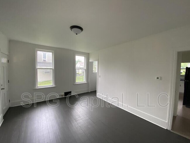 Foto del edificio - 632 S 2nd St