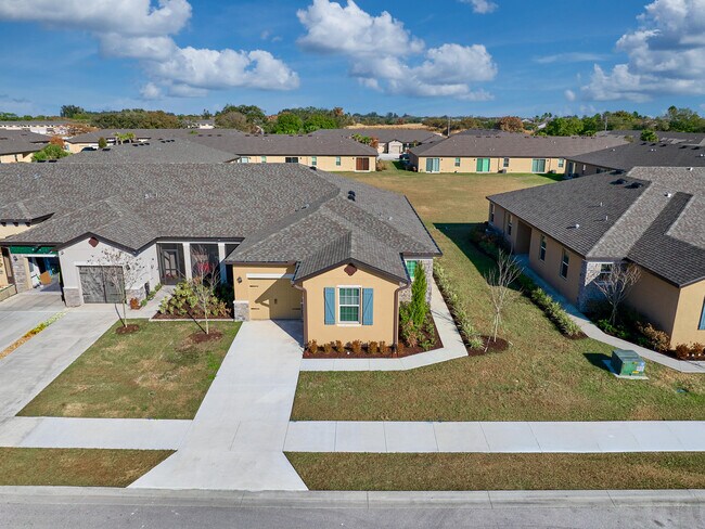 Foto del edificio - 1810 Celebration Dr