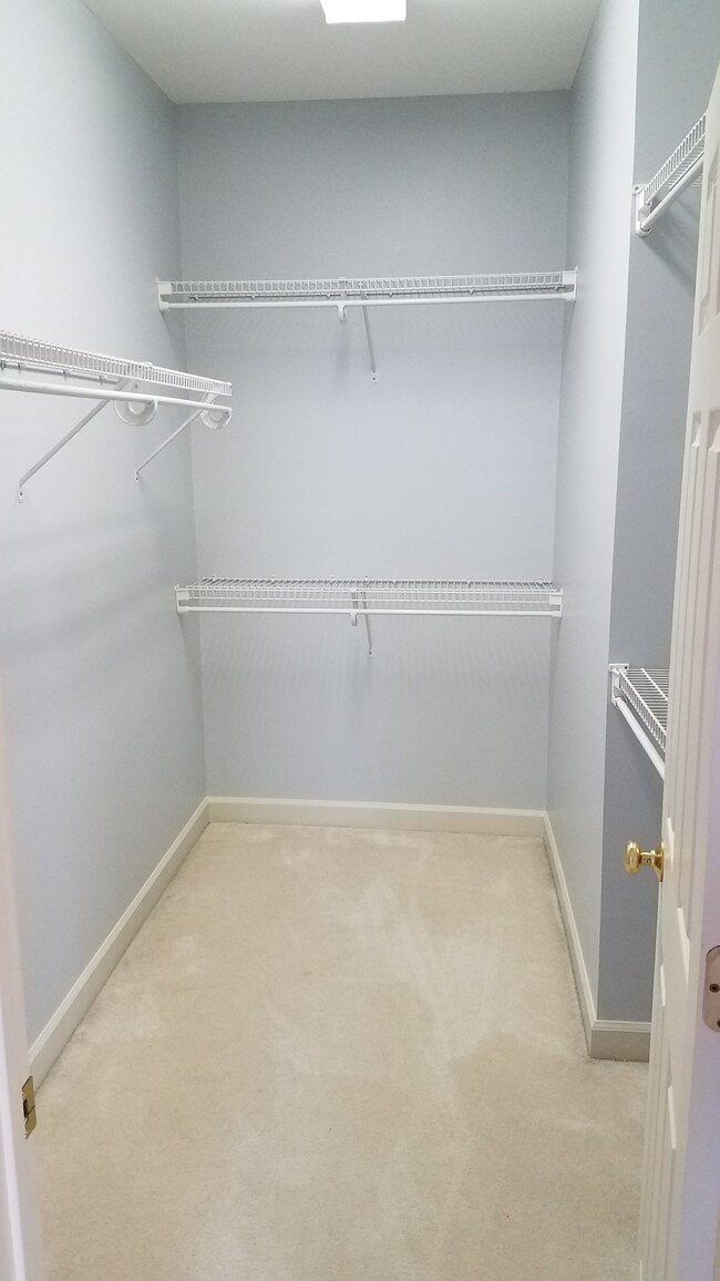 Huge walk-in master closet - 5000 Park Ave