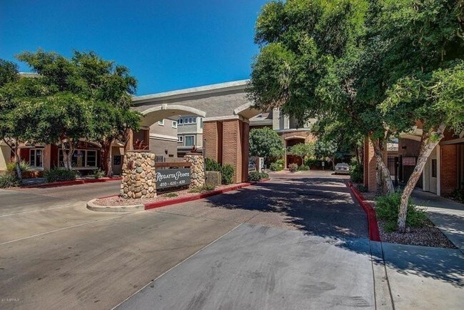Building Photo - 435 W Rio Salado Pkwy