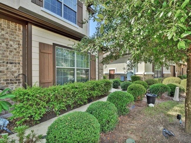 Building Photo - 1900 Little Elm Trail
