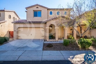 Building Photo - 3221 E Virgil Dr