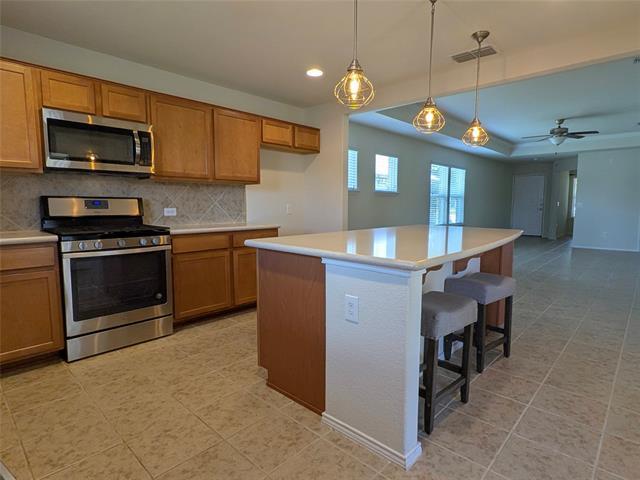 Building Photo - 6895 Hickory Creek Dr