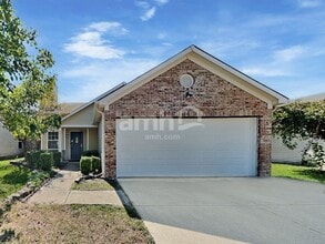 Building Photo - 3011 Earlswood Ln