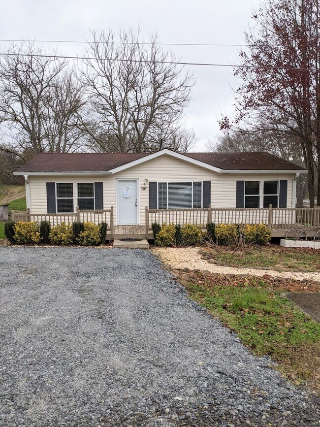 Building Photo - Arden Rental!