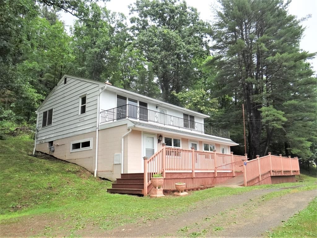 27 Pine Ln, Gaines, PA 16921 House for Rent in Gaines, PA