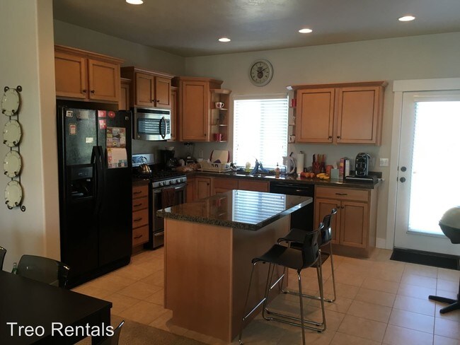 Foto del edificio - 4 br, 3 bath House - 1069 E Quarry View Way